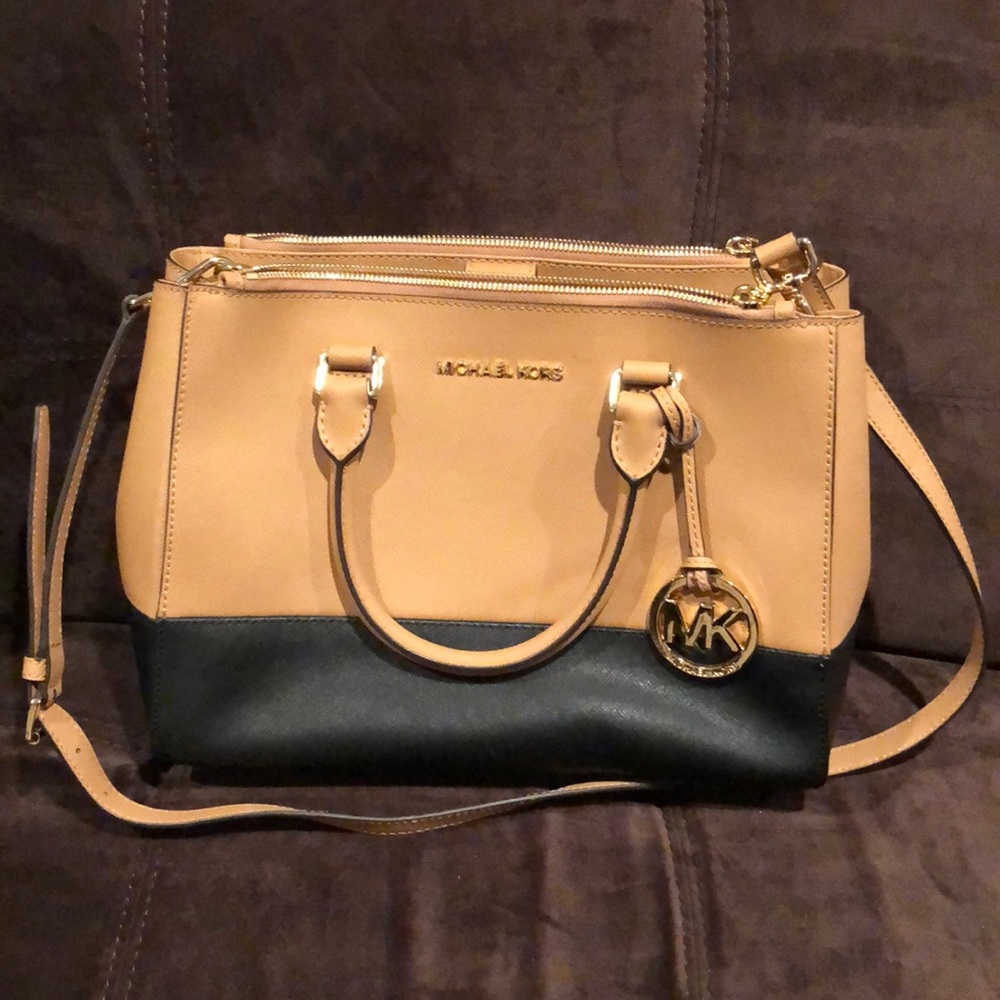 Michael Kors purse
